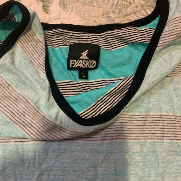 pacsun sleeveless shirt - Picture 4 of 5